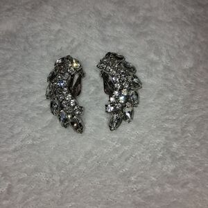 Vintage Clear Rhinestone And Swarvoski Crystal Clip On  Earrings